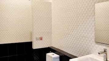 Family Villa | Bilik Mandi | Pancuran mandi, kelengkapan dandanan diri percuma, pengering rambut