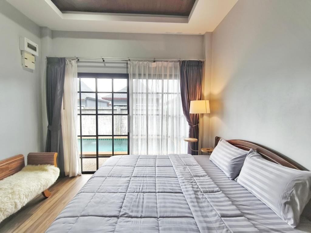 Ropa de cama hipoalergénica y minibar 