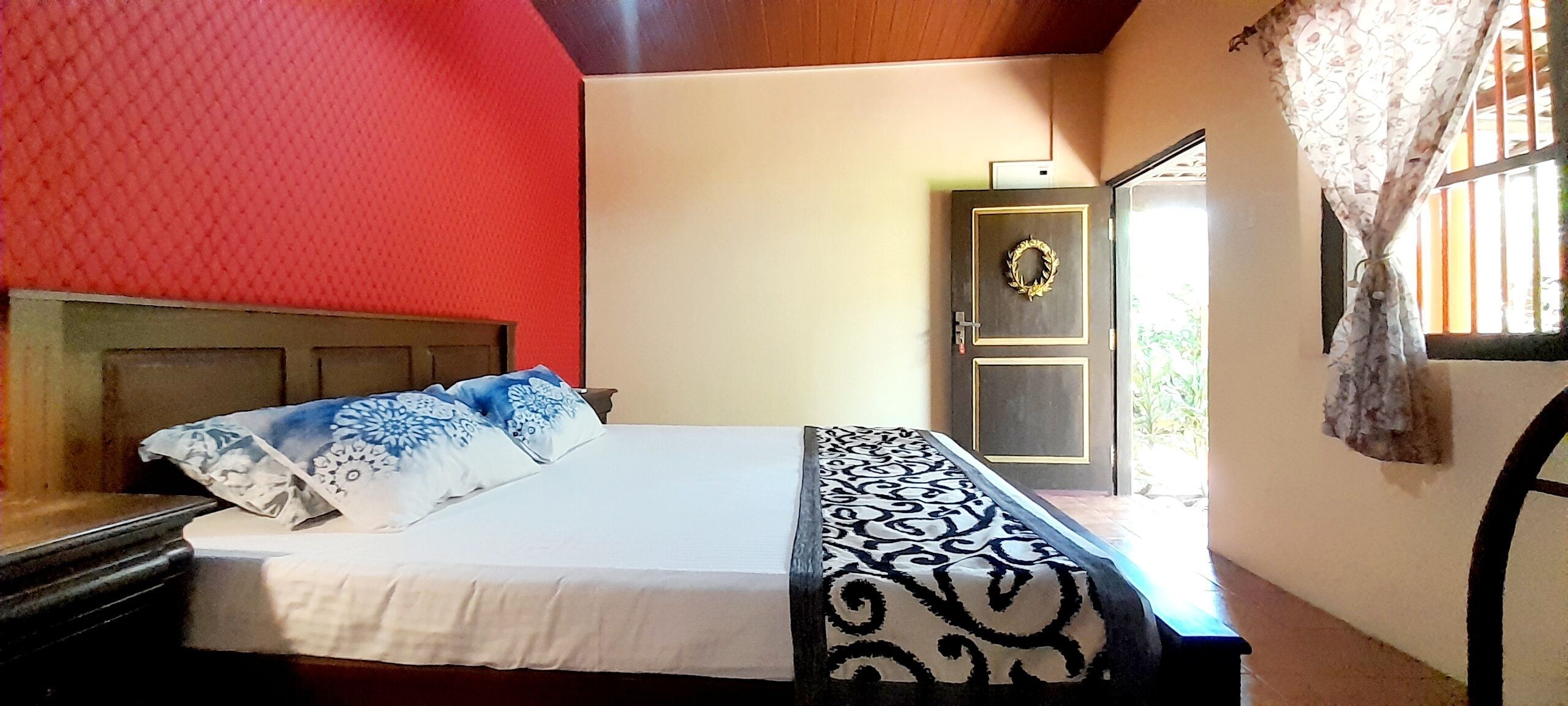 Habitación doble Deluxe, vista al patio | Wifi gratis 
