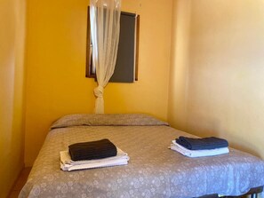 Bed sheets, wheelchair access