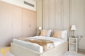 Luxury Apartment, Balcony, City View | In-room safe, cots/infant beds, free WiFi, bed sheets