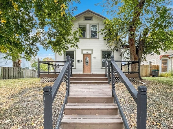 Exterior - Drake Ivy Barn (Des Moines)