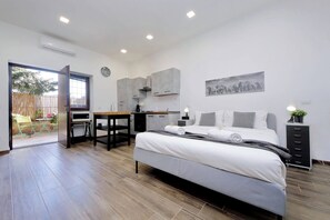 Iron/ironing board, free WiFi, bed sheets - A Casa di Stefano by Domus&Dimore (Torre Maura)
