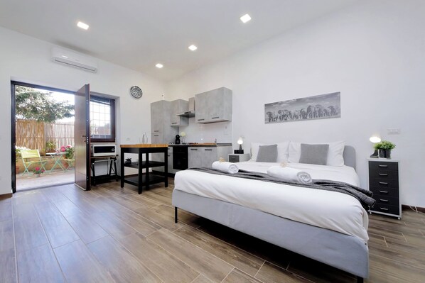 Iron/ironing board, free WiFi, bed sheets - A Casa di Stefano by Domus&Dimore (Torre Maura)