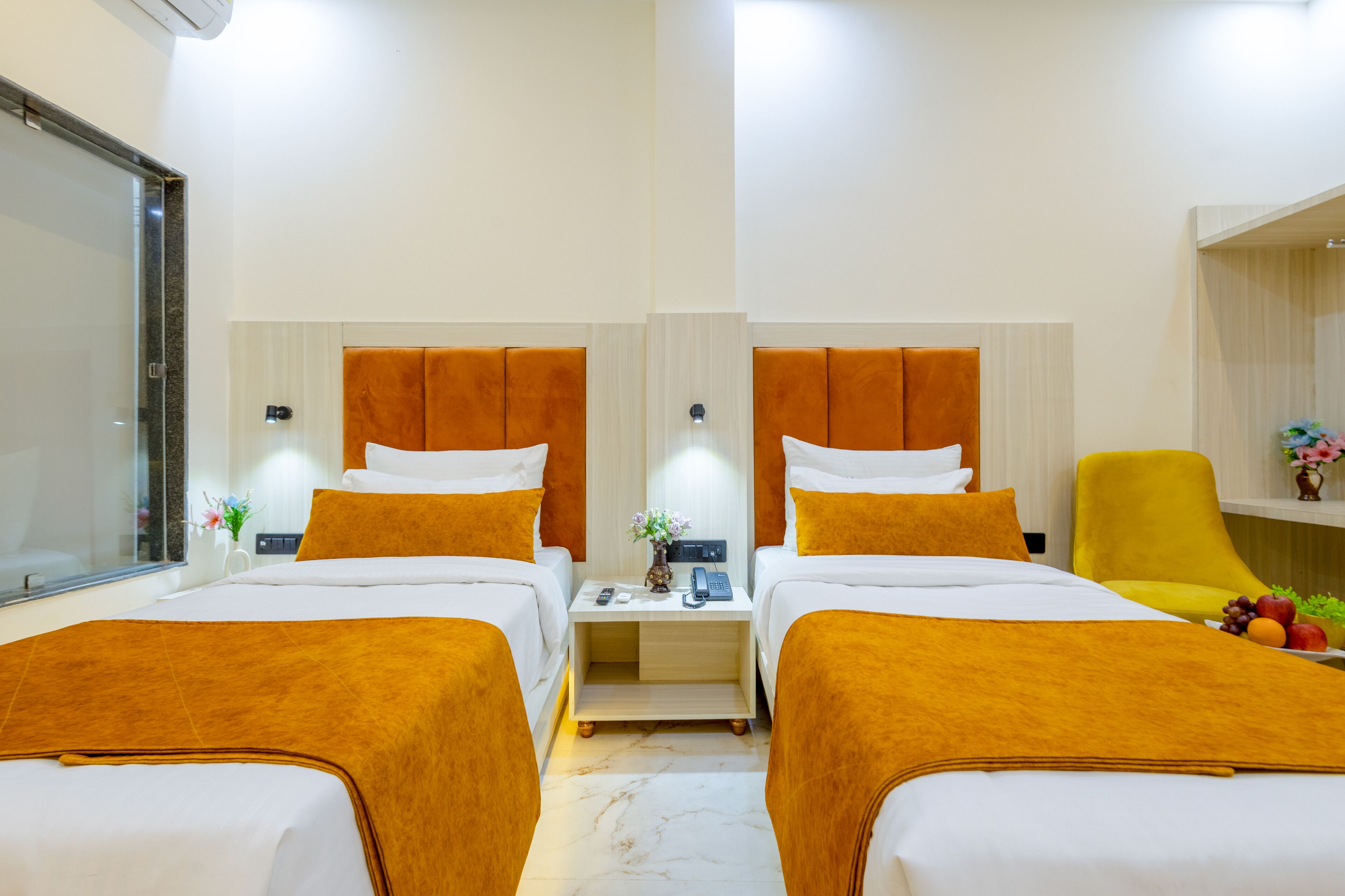 Deluxe Double or Twin Room | Desk, laptop workspace, free WiFi