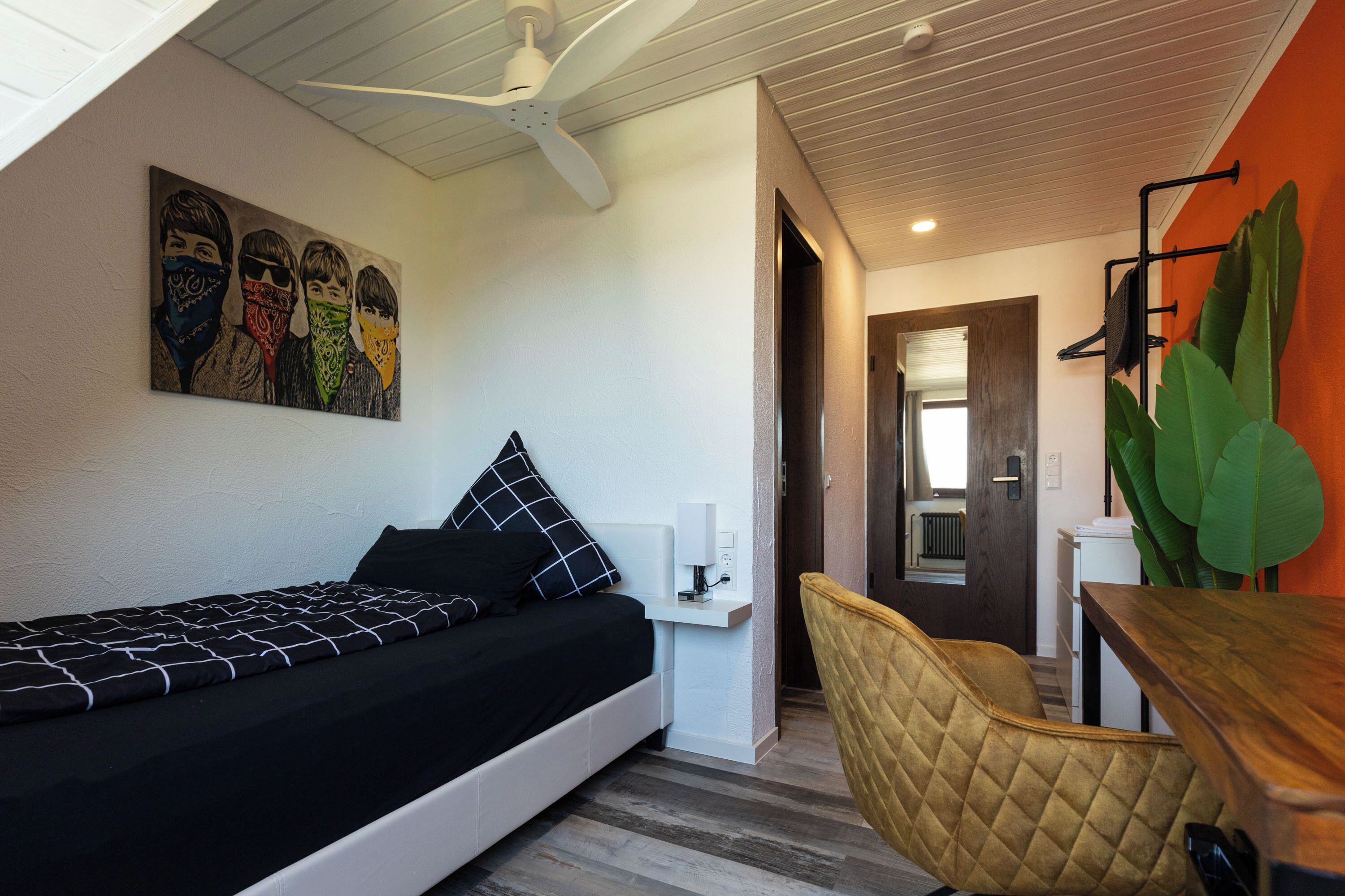 Comfort Single Room, City View | Desk, laptop workspace, free WiFi