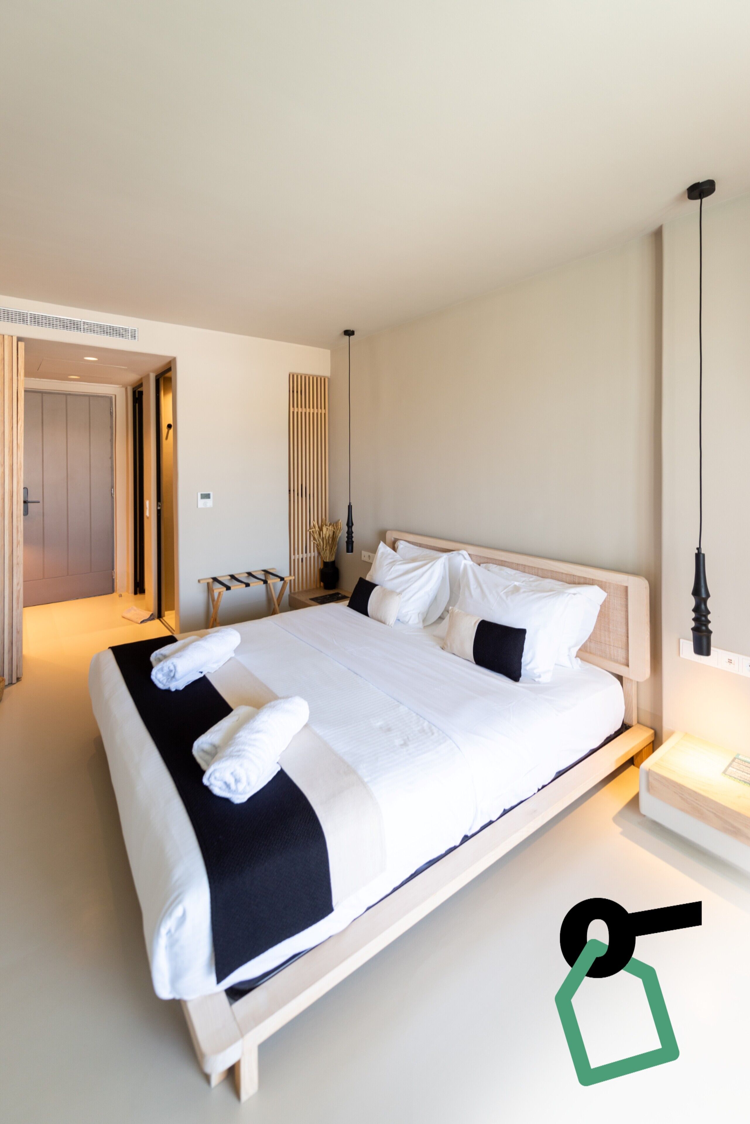 Double Room, Balcony, Sea View | In-room safe, desk, free WiFi, bed sheets