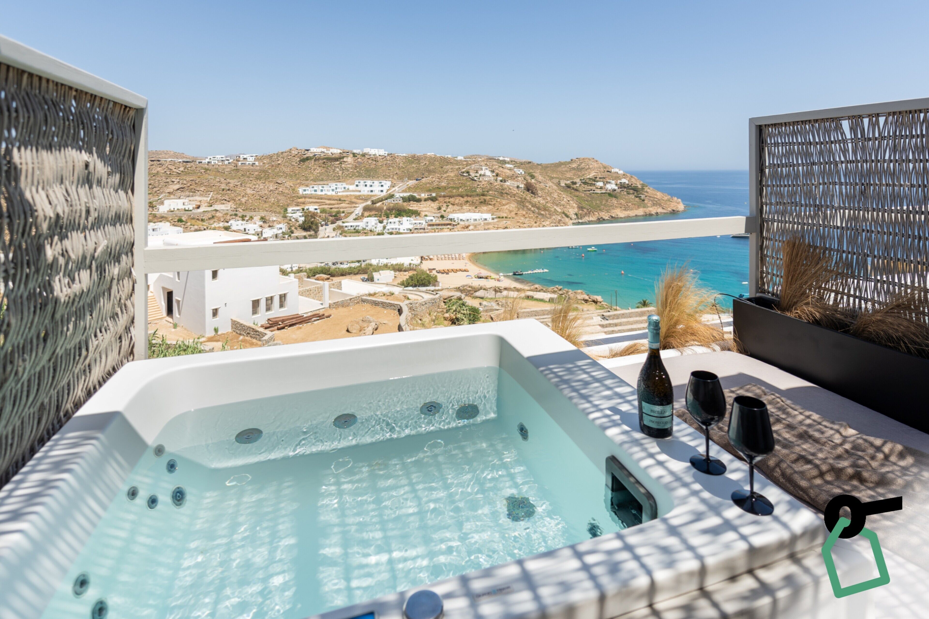 Private spa tub