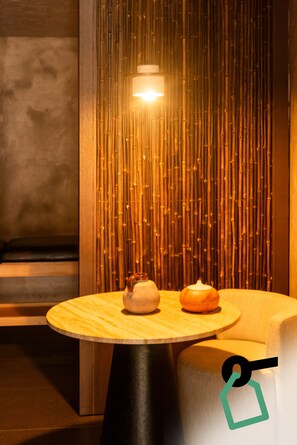 Massage in accommodation - Hotiday Mykonos South Coast (Mykonos)