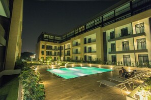 Utomhuspool