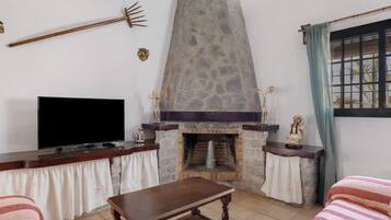 House, Multiple Beds, Pool Access, Pool View (Casa Noelia ) | Living area