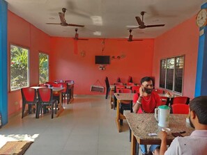 Restaurant - PURNI HOTEL  (Kanthi)