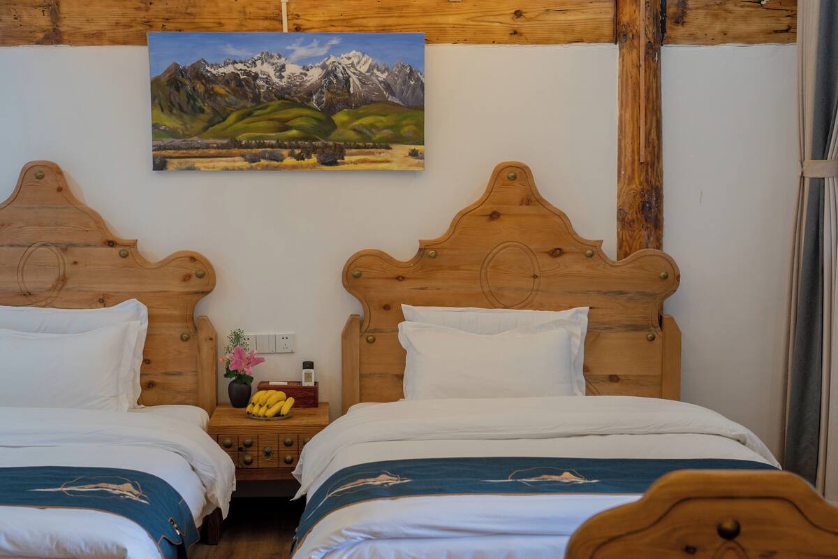 Chambre Supérieure avec lits jumeaux, balcon, vue cour intérieure
