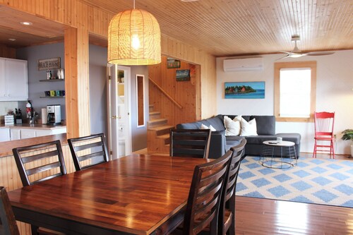 Ocean View Cottage, With Access To Tracadie Bay-Minutes From Blooming Point