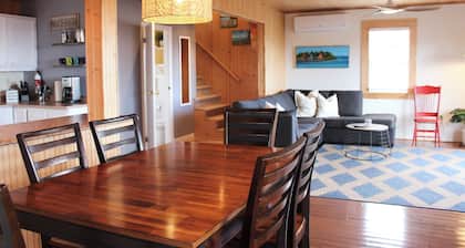 Ocean View Cottage, With Access To Tracadie Bay-Minutes From Blooming Point