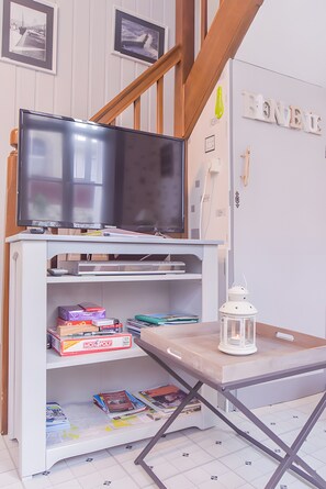 Interior - Gîte De La Voûte in Fécamp with Wi-Fi (Fécamp)