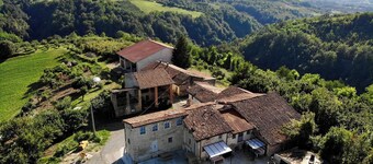 Italian Wine Country Family Escape | Pool & Panoramic Views (app Due)