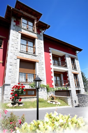 Exterior - Apartment 'La Viña 7' – Perfect for Couples' Getaways (Corao)