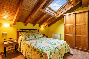 Room - Apartment 'La Viña 9' with Mountain Views and Wi-Fi (Corao)