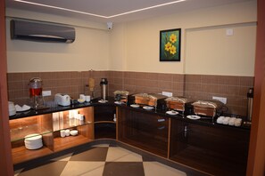 Restaurant - SKYVIEW Boutique Hotel (Hyderabad)