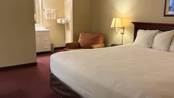 Iron/ironing board, WiFi, bed sheets