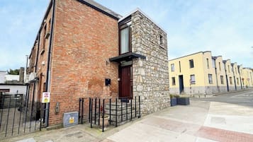 Appartement, 2 chambres | EntrĂ©e de lâhĂ©bergement