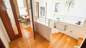 Apartment, 2 Bedrooms | Hallway