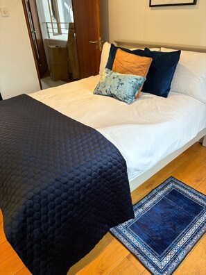 Apartment, 2 Bedrooms - Unique Duplex Apartment in the Heart of Dalkey With 2 Luxurious Bedrooms (Dublin)