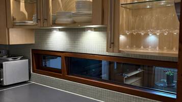 Apartment, 2 Bedrooms | Interior