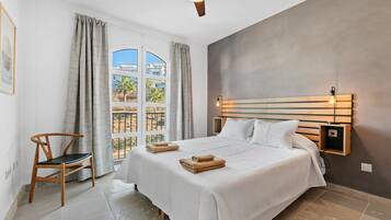 Bügeleisen/Bügelbrett, WLAN, Bettwäsche