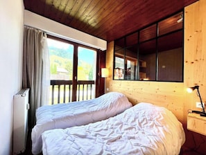 Iron/ironing board, WiFi - Superb apartment in Megève (Megève)