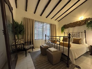 Phòng đôi, quang cảnh vườn | Bàn, truy cập Internet không dây miễn phí