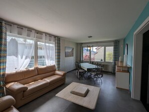 TV - Stay in a spacious apartment in Gérardmer (Gérardmer)