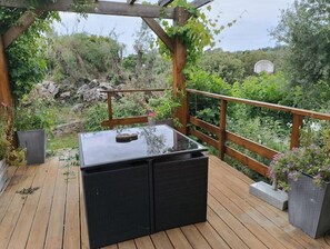 Terrace/patio - New 4-bedroom pool villa (Lecci)