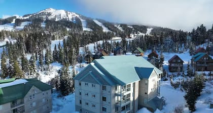 Mount Washingtonâs Mountainside Lodge