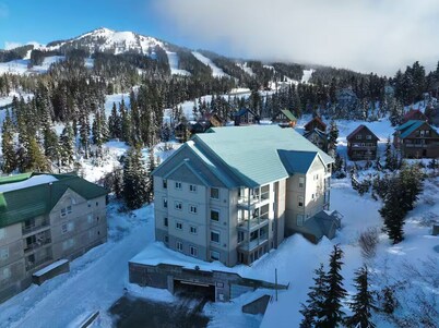 Mount Washington’s Mountainside Lodge