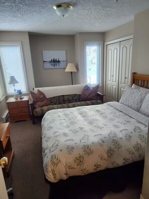 2 chambres, accès au Wi-Fi (inclus), literie fournie