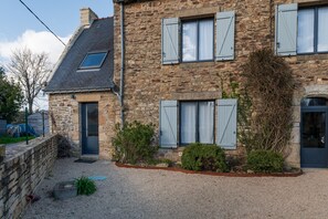 Exterior - Gite des Ajoncs – Romantic Duplex in the Heart of Pays d'Auray (Pluneret)