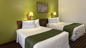 Desk, free WiFi - Executive Inn (Warner Robins)