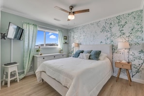 1 bedroom, WiFi, bed sheets - Shore am Happy - Oceanfront Condo with Community Pool & Beach access! (Kure Beach)