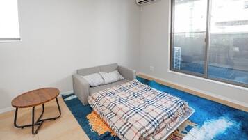 Villa, plusieurs lits, balcon, vue ville | Wi-Fi gratuit