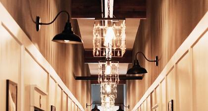 2BR 2BA Condo Minutes to DT Mystic!