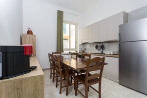 Private kitchen - Vomero Metro Nest one step away from the metro (Napoli)