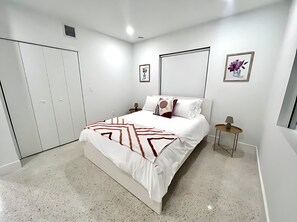 WOW! Casita Groovy! W/Parking in Coconut Grove | Verdunkelungsvorhänge, Bügeleisen/Bügelbrett, kostenloses WLAN