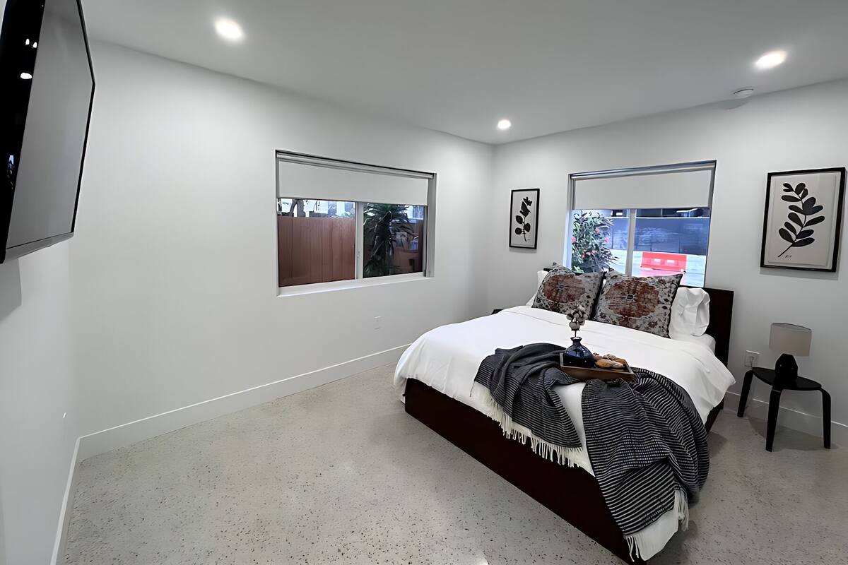 New! Casita Luxury Chic w/Parking Coconut Grove | 암막 커튼, 다리미/다리미판, 무료 WiFi
