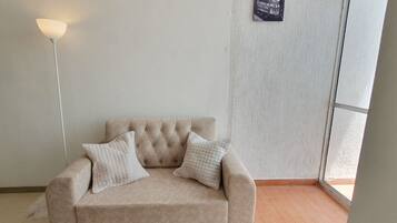 Apartment, 2 Bedrooms, Balcony, City View | Living area