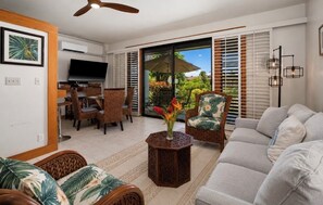 Smart TV - Poipu Beach• AC• Walk Out• 3-Min to Beach • Pool • Surf School• Snorkel• Turtle (Koloa)
