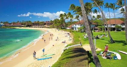 Poipu Beach• AC• Walk Out• 3-Min to Beach • Pool • Surf School• Snorkel• Turtle