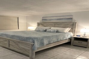 WiFi, bed sheets - Full Ocean View, Balcony, Kitchen, King Bed, One Bedroom (Daytona Beach)