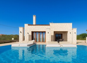 Pool - Villa Petradi with private pool (Asteri)